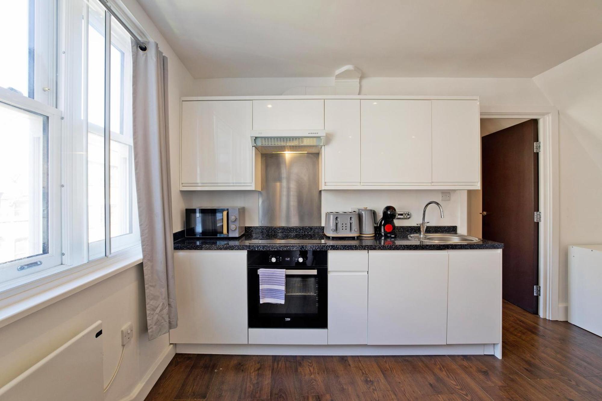 Imperial Middlesex Street Apartments Лондон Экстерьер фото