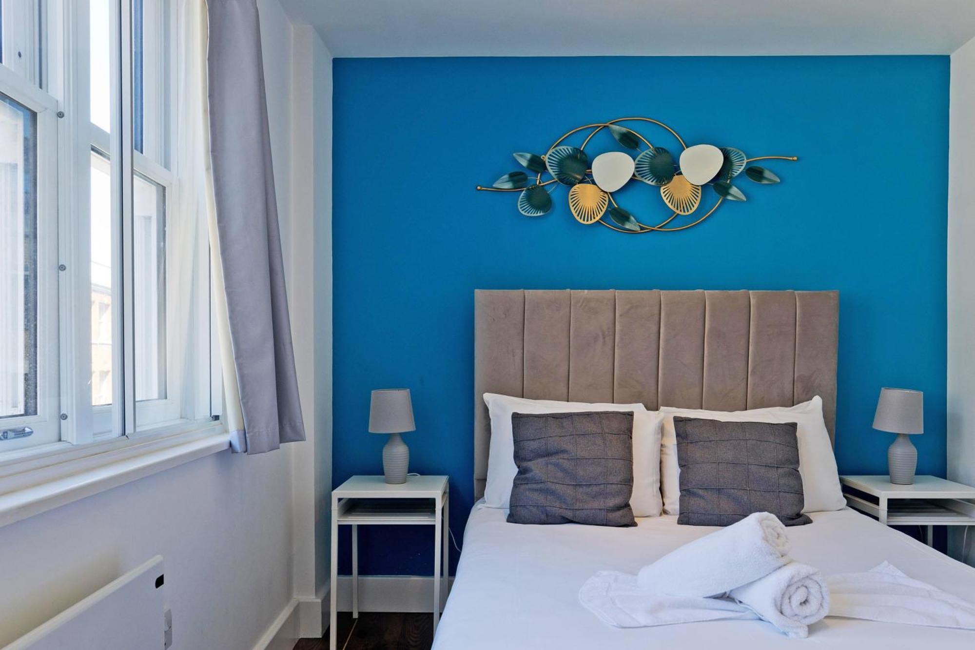 Imperial Middlesex Street Apartments Лондон Экстерьер фото