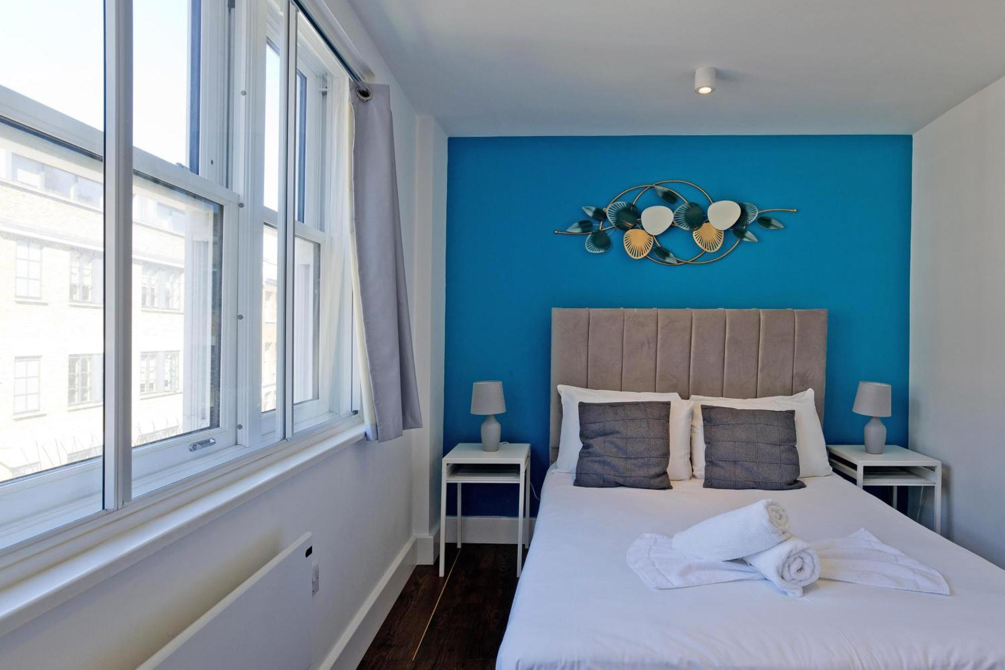 Imperial Middlesex Street Apartments Лондон Экстерьер фото