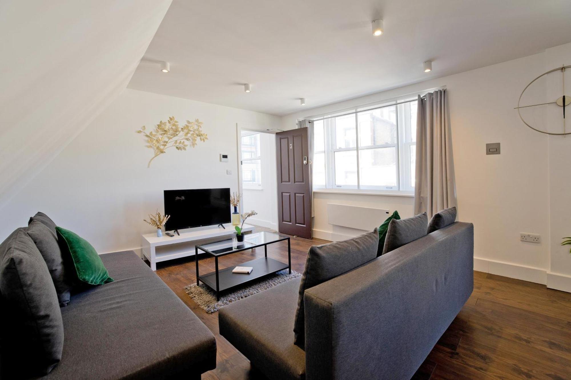 Imperial Middlesex Street Apartments Лондон Экстерьер фото