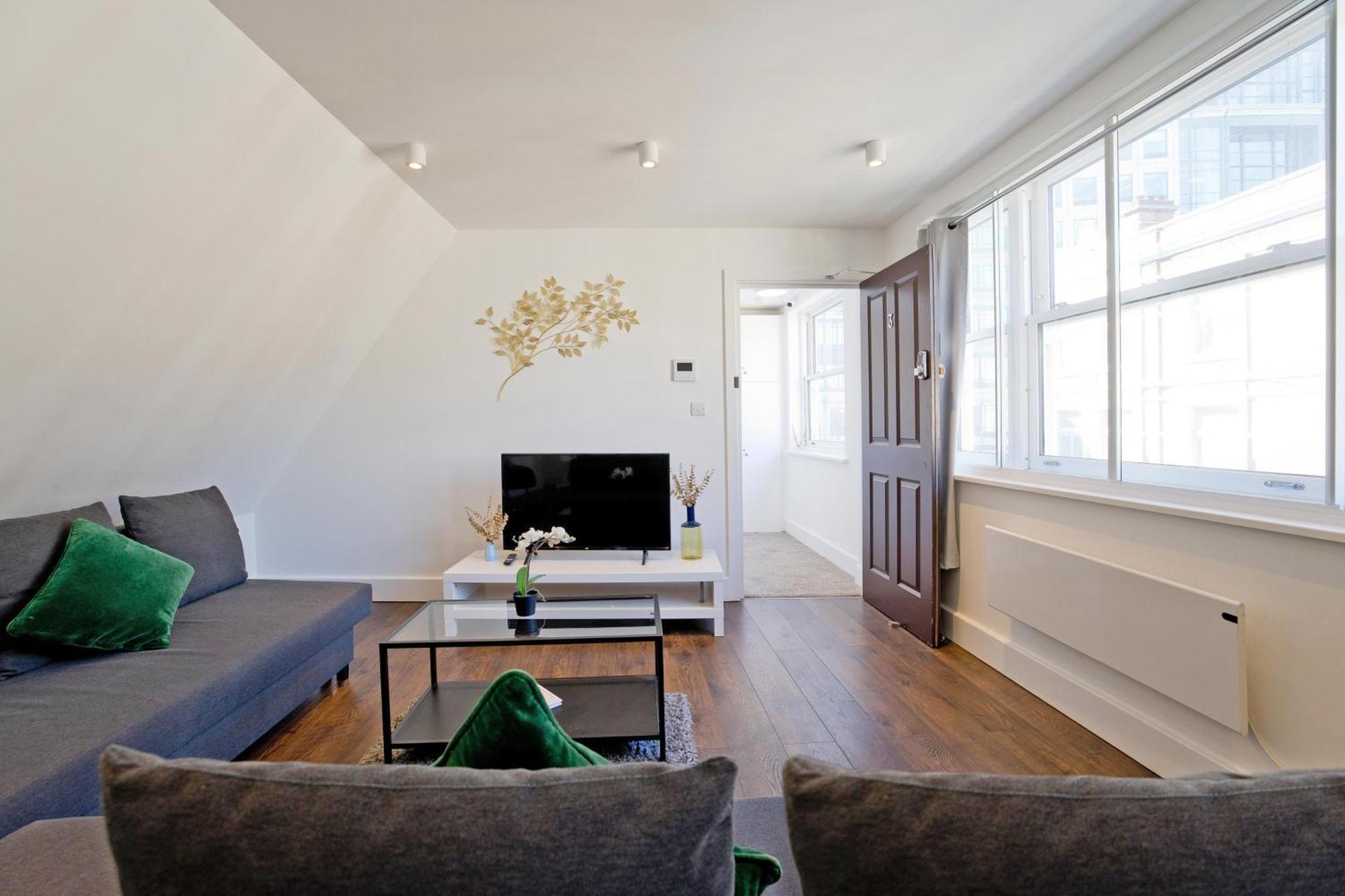 Imperial Middlesex Street Apartments Лондон Экстерьер фото