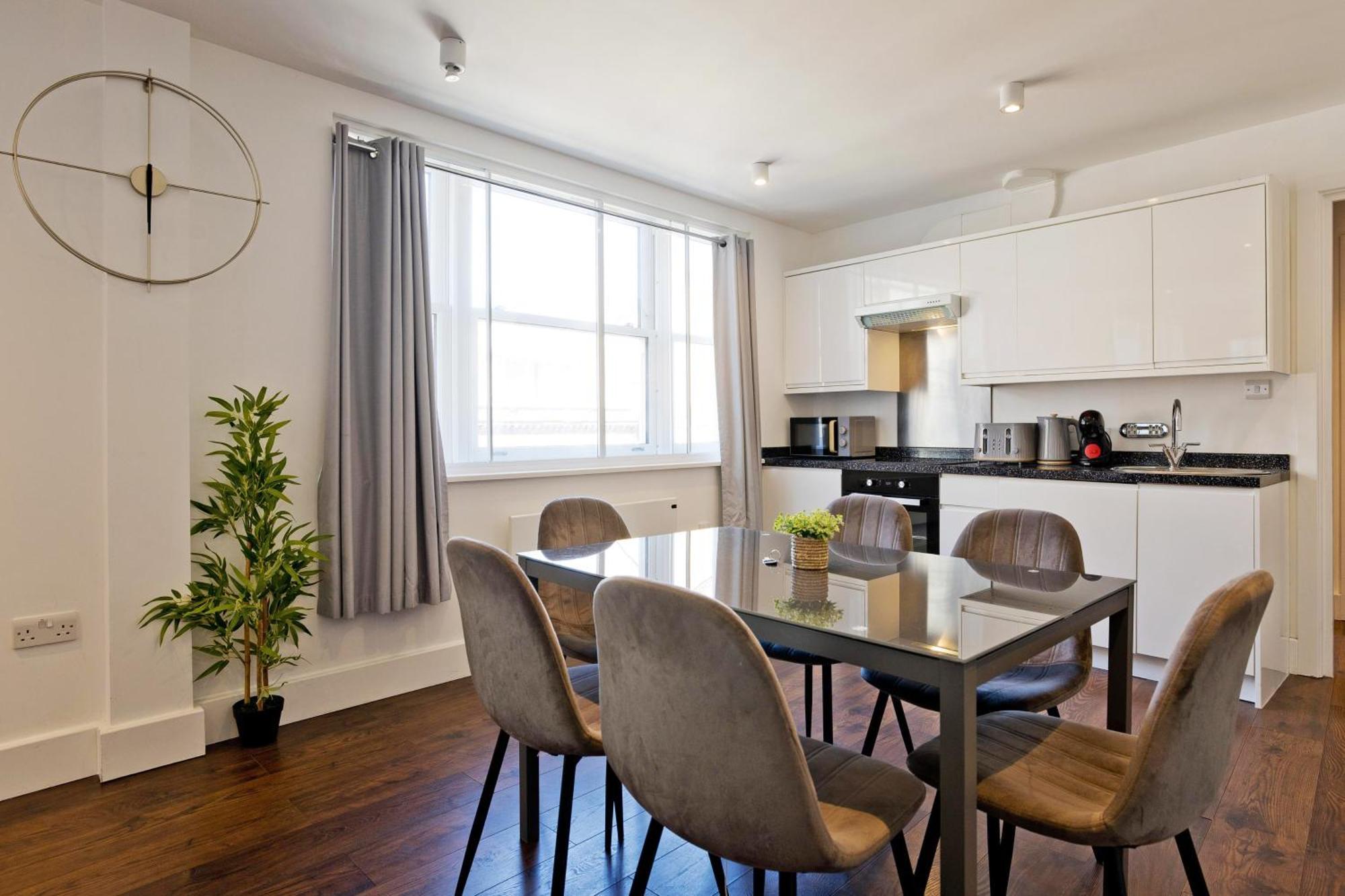Imperial Middlesex Street Apartments Лондон Экстерьер фото